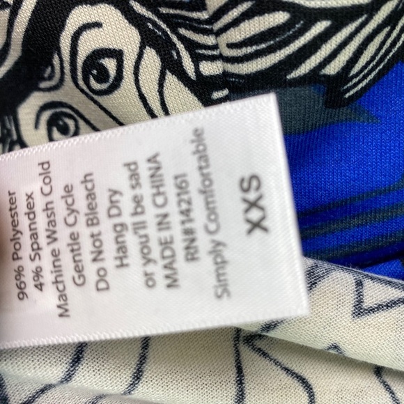 NWT LuLaRoe Americana Randy T - Picture 5 of 5